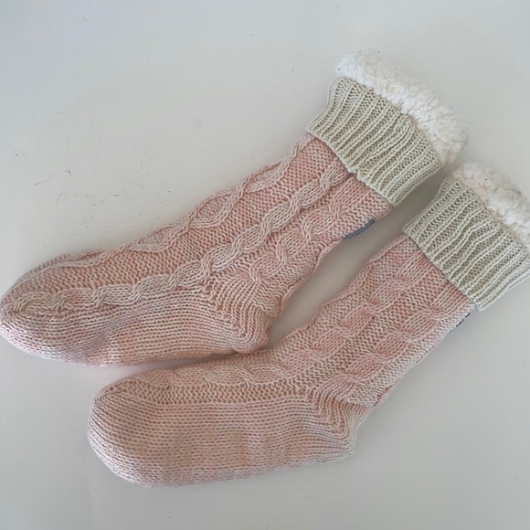 Jane and Bleecker || Cozy Pink Socks with Non-Slip Bottoms - Picture 1 of 8